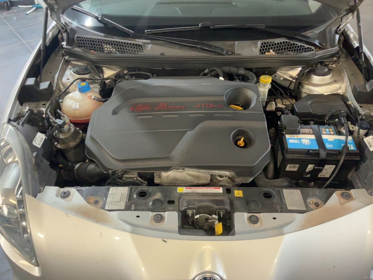 Alfa Romeo 2016 — photo 34
