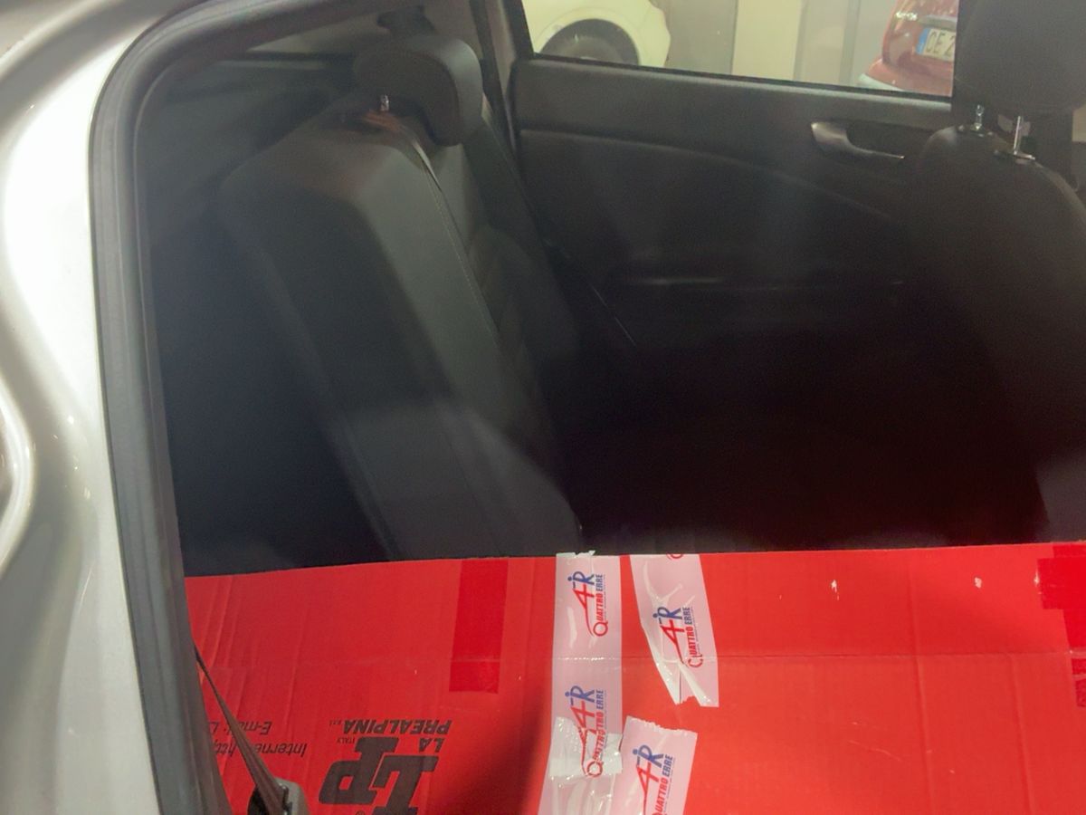 Alfa Romeo 2016 — photo 21
