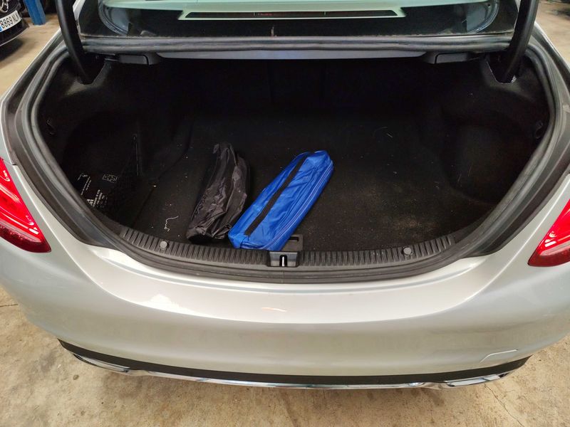 Mercedes-Benz C-Klasse C 220 d BlueTEC Avantgarde — zdjęcie 9