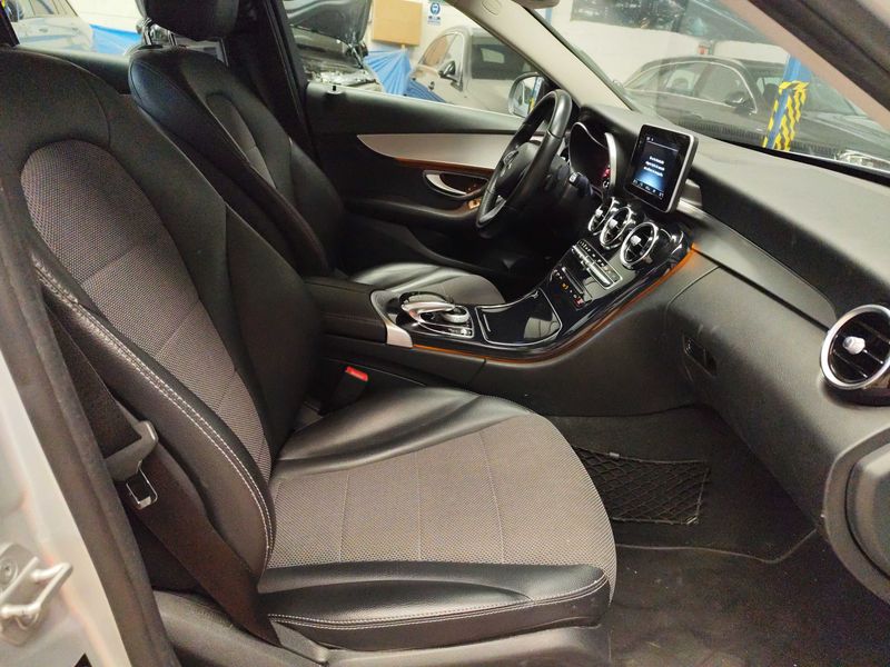 Mercedes-Benz C-Klasse C 220 d BlueTEC Avantgarde — zdjęcie 10