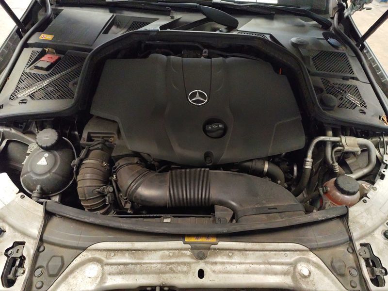 Mercedes-Benz C-Klasse C 220 d BlueTEC Avantgarde — zdjęcie 8