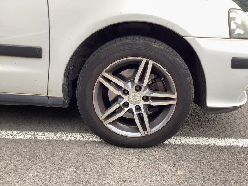 Seat Alhambra 2.0 TDI Reference Plus 2009 – снимка 11
