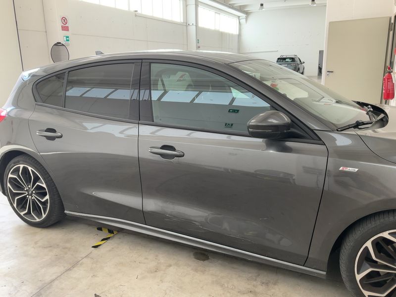 Ford Focus 1.5 TDCi EcoBlue ST-Line — zdjęcie 7