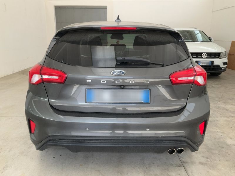 Ford Focus 1.5 TDCi EcoBlue ST-Line — zdjęcie 5