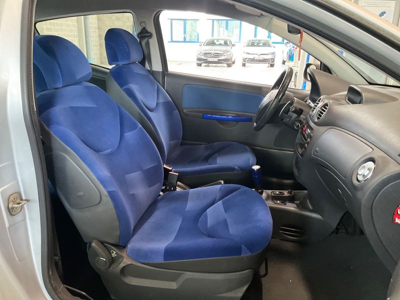 Citroen C2 1.4 Exclusive — zdjęcie 3