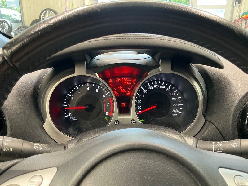 Nissan Juke 1.6 Acenta 2017 – снимка 18