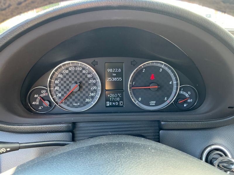 Mercedes-Benz CLC-Klasse CLC 220 CDI — zdjęcie 4