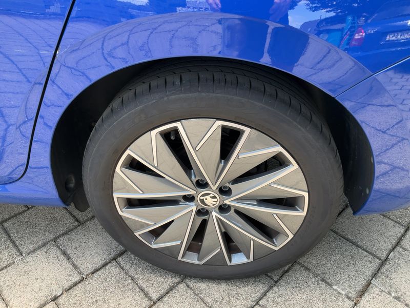 Skoda Scala 1.0 TSI Tour 2022 – снимка 5