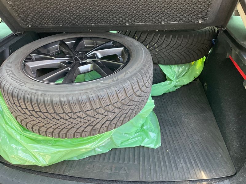 Skoda Scala 1.0 TSI Tour 2022 – снимка 15
