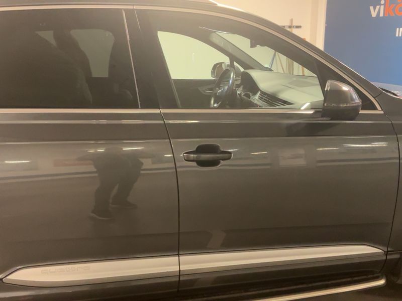 Audi Q7 3.0 V6 TDI quattro ultra — zdjęcie 7