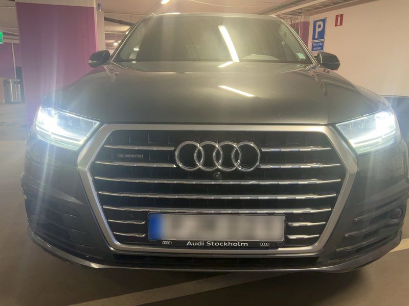 Audi Q7 3.0 V6 TDI quattro ultra — zdjęcie 9