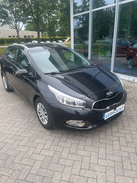 Kia cee'd 1.6 GDI Dream-Team — zdjęcie 6