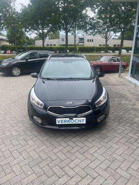 Kia cee'd 1.6 GDI Dream-Team — zdjęcie 7
