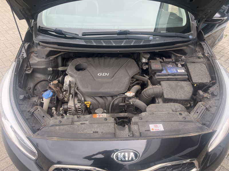 Kia cee'd 1.6 GDI Dream-Team — zdjęcie 8