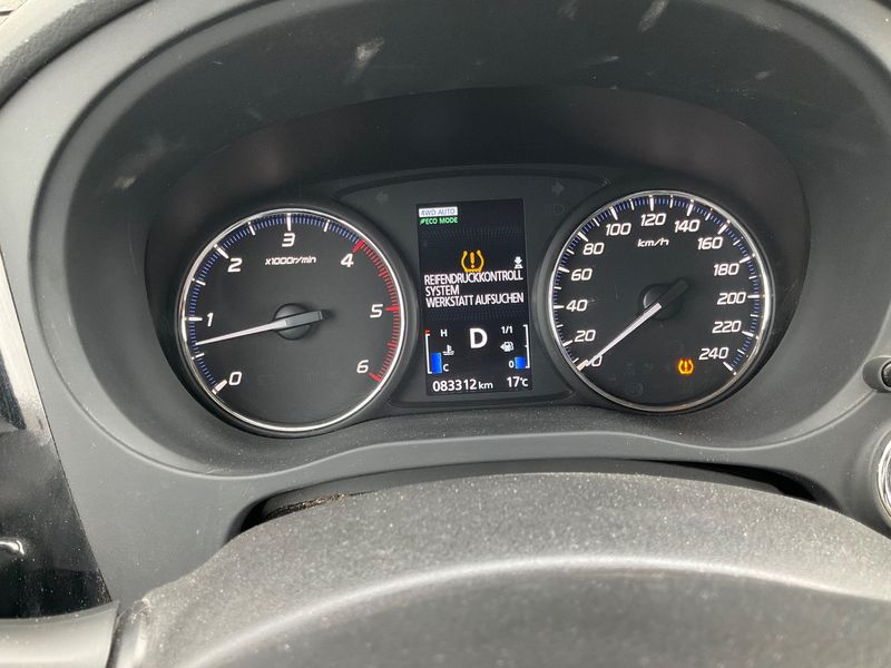 Mitsubishi Outlander 2.2 DI-D SUV-Star+ 4WD — zdjęcie 13