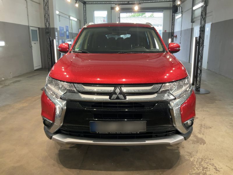 Mitsubishi Outlander 2.2 DI-D SUV-Star+ 4WD — zdjęcie 9