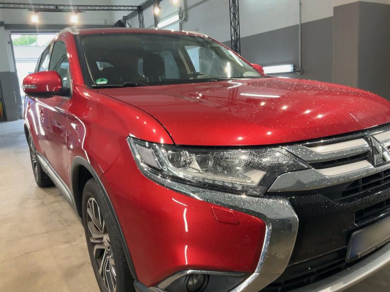 Mitsubishi Outlander 2.2 DI-D SUV-Star+ 4WD — zdjęcie 8