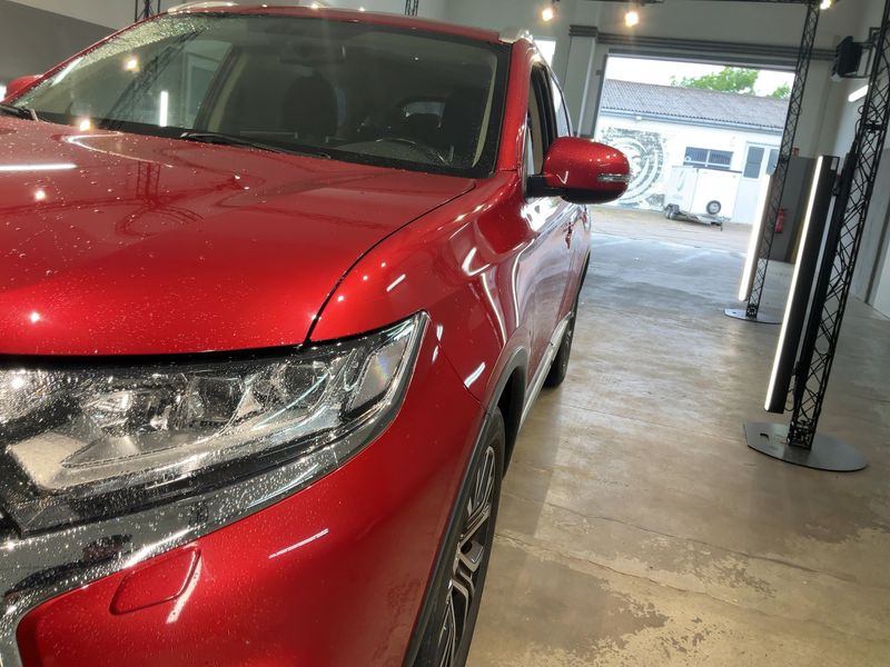 Mitsubishi Outlander 2.2 DI-D SUV-Star+ 4WD — zdjęcie 2