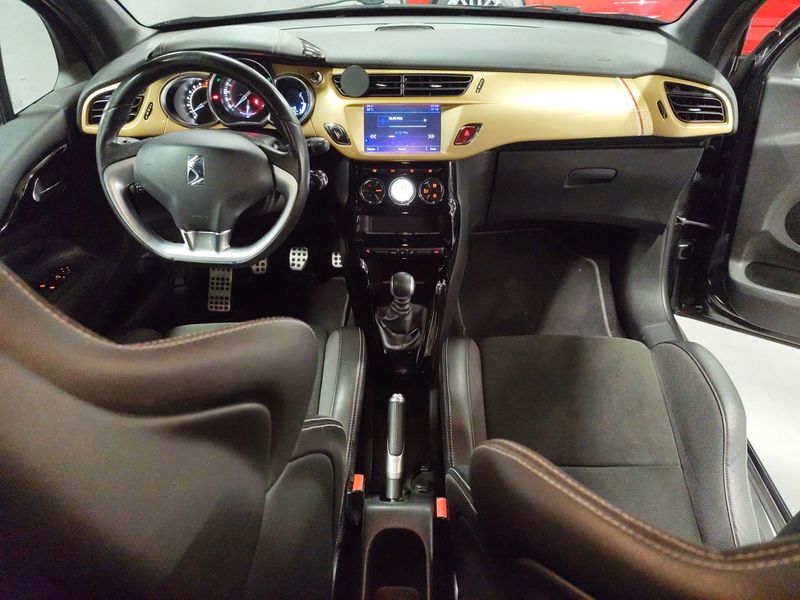 DS Automobiles DS3 1.6 THP Performance — zdjęcie 11