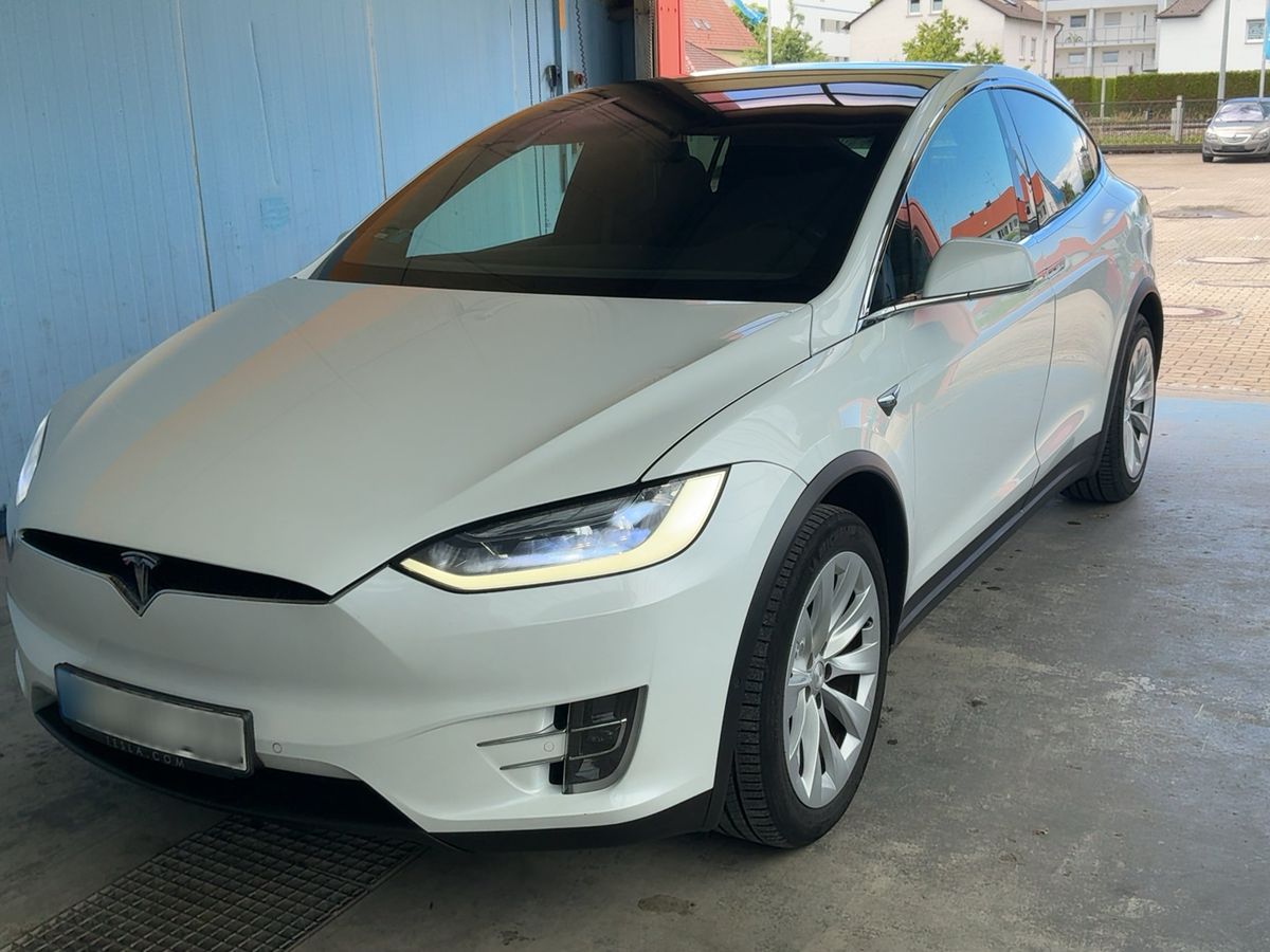 Tesla Model 2018