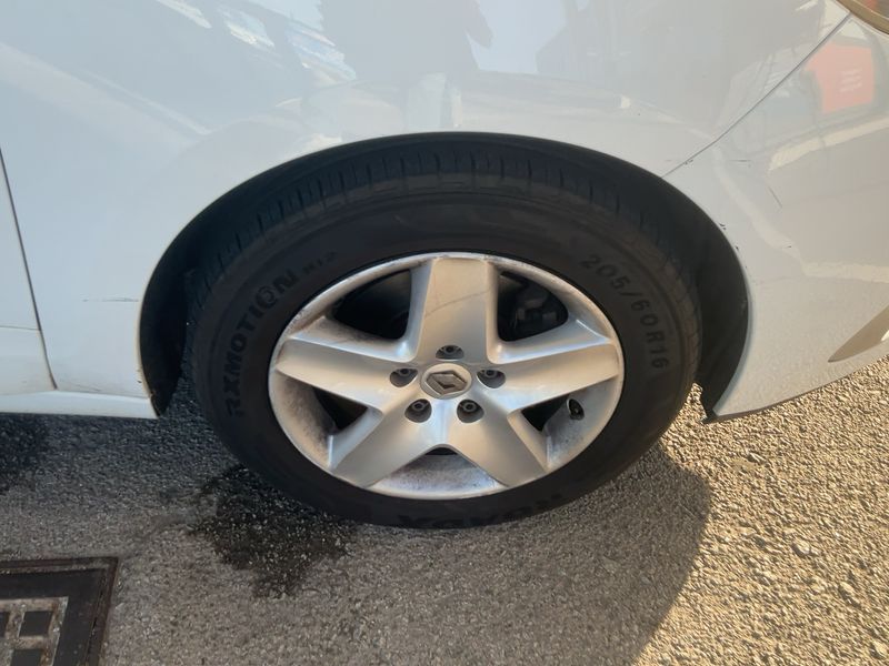 Renault Grand Scenic 1.5 dCi Selection 2015 – снимка 11