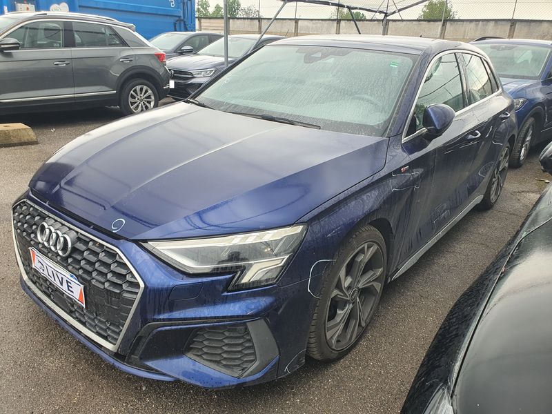 Audi A3 Sportback 35 TDI S line — zdjęcie 1