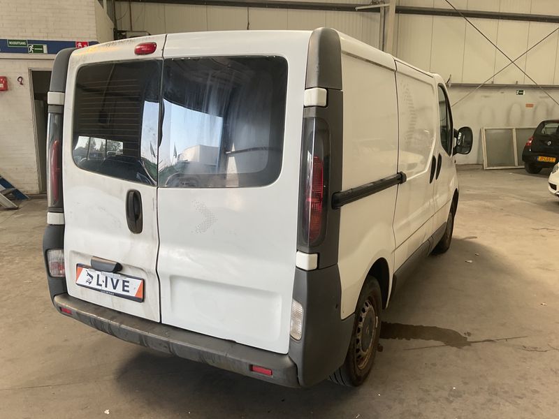 Opel Vivaro 1.9 CDTI Kasten L1H1 2,7t — zdjęcie 2