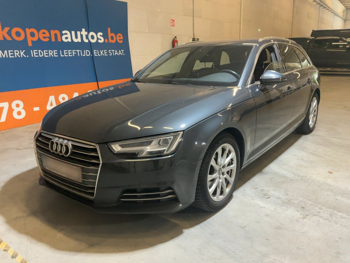Audi A4 2017 — photo 1