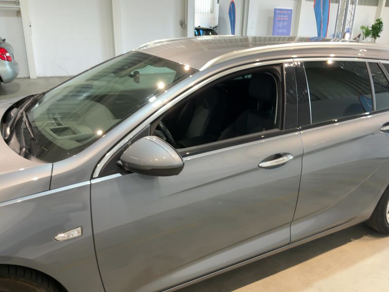 Opel Insignia Sports Tourer 2.0 CDTI Innovation 4x4 — zdjęcie 4