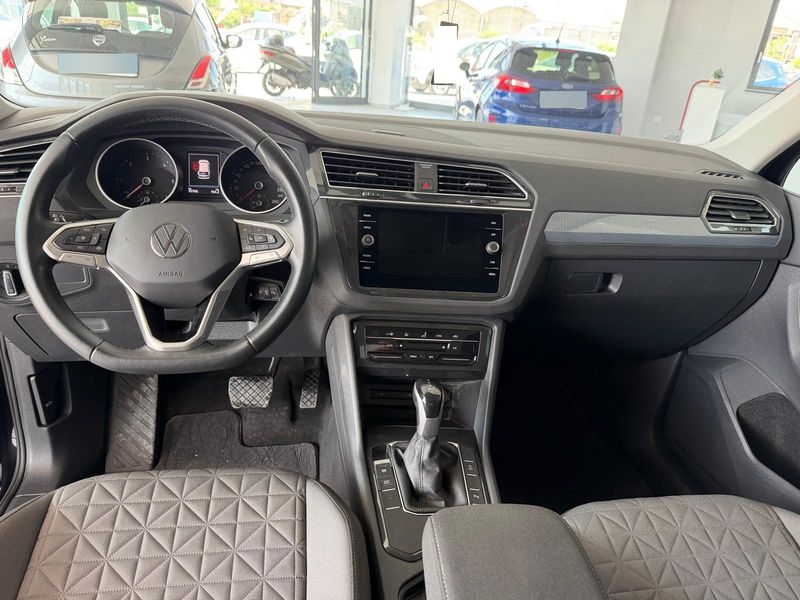 Volkswagen Tiguan 2.0 TDI Life — zdjęcie 11