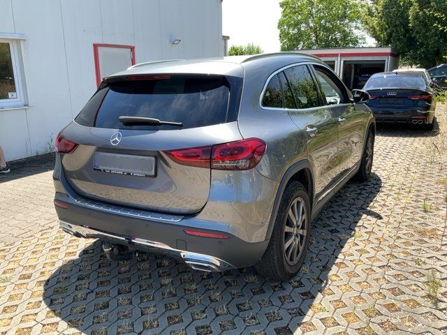 Mercedes-Benz GLA-Klasse GLA 200 Progressive — zdjęcie 6