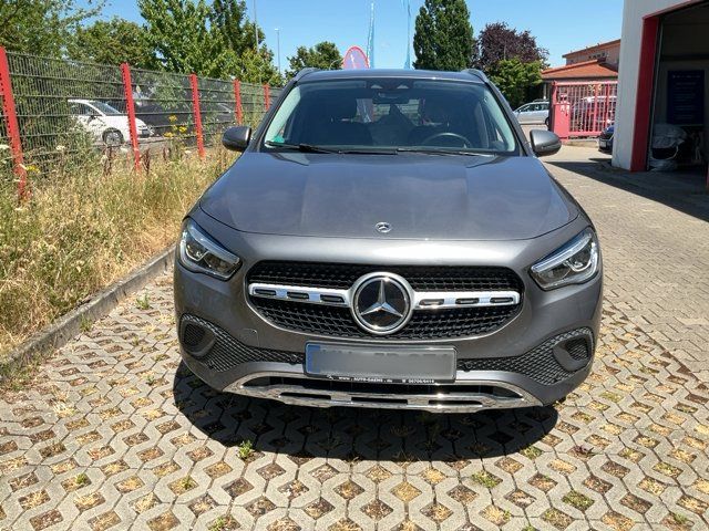 Mercedes-Benz GLA-Klasse GLA 200 Progressive — zdjęcie 9