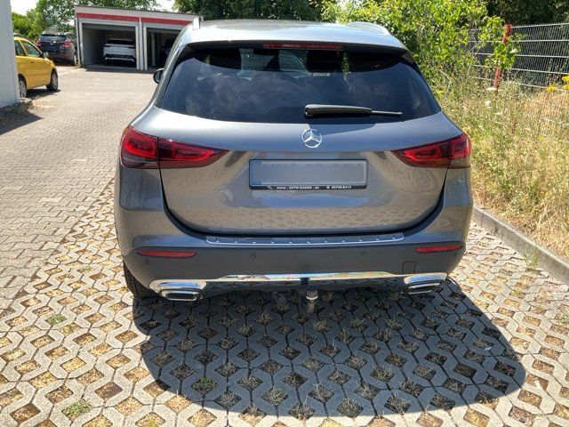 Mercedes-Benz GLA-Klasse GLA 200 Progressive — zdjęcie 5