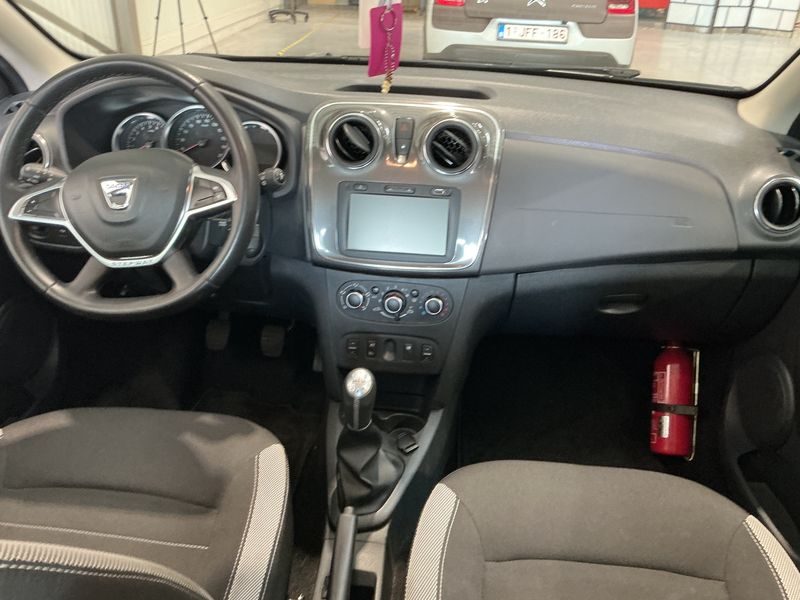 Dacia Sandero 1.5 Blue dCi Stepway Prestige — zdjęcie 12