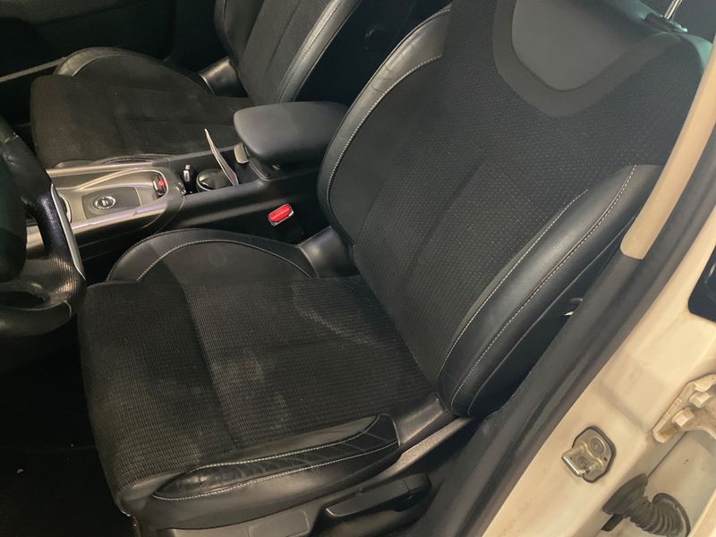 Citroen C4 1.6 Blue-HDi Shine 2016 – снимка 22