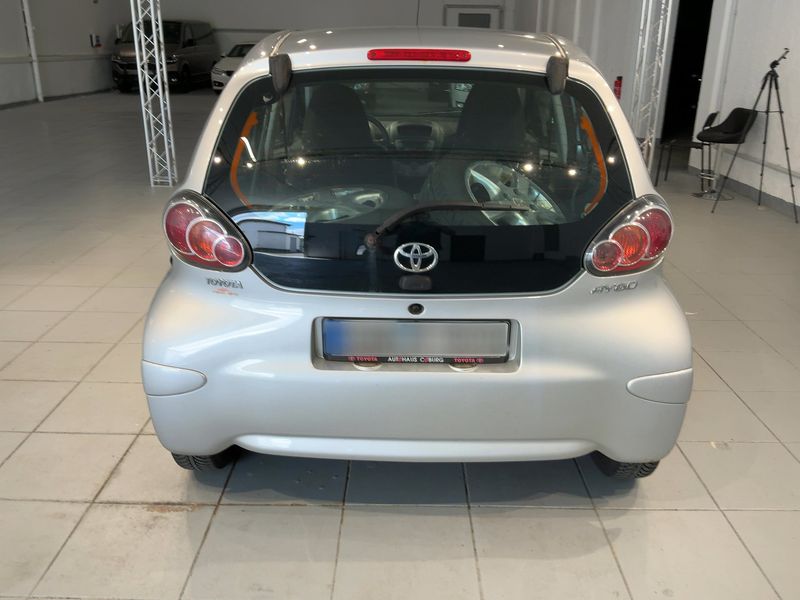 Toyota Aygo 1.0 Cool 2010 – снимка 7