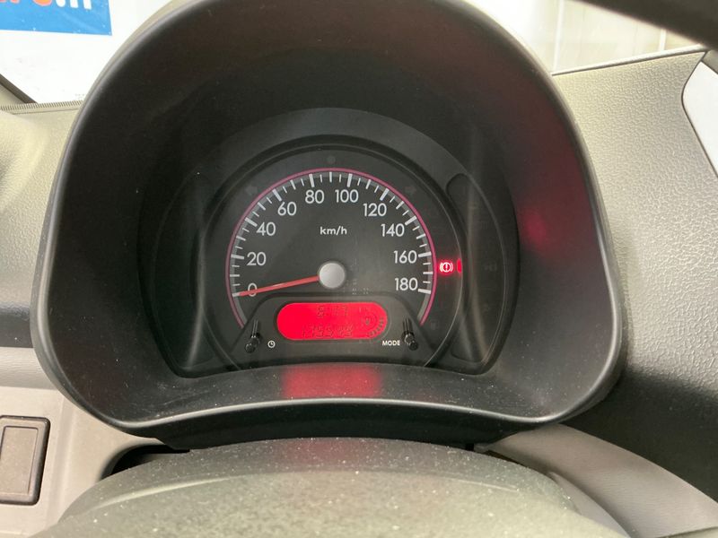Nissan Pixo 1.0 Acenta — zdjęcie 4