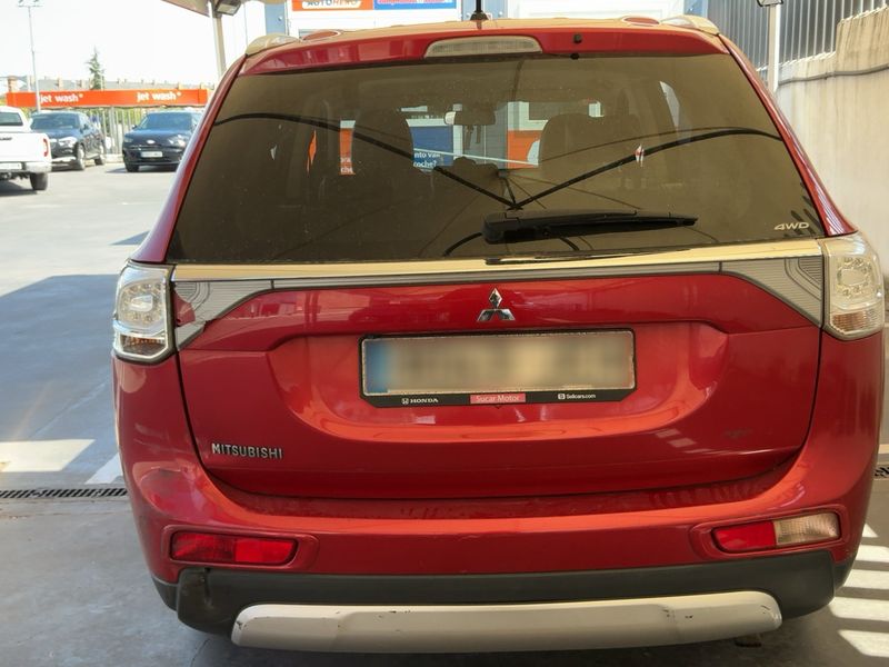 Mitsubishi Outlander 2.2 DI-D Kaiteki 4WD — zdjęcie 5