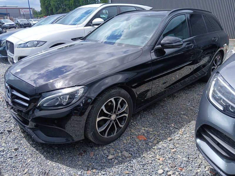 Mercedes-Benz C-Klasse C 200 d T BlueTEC Avantgarde — zdjęcie 1