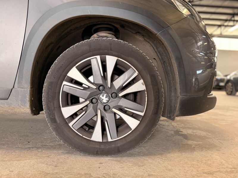 Peugeot 2008 1.5 Blue-HDi Allure 2019 – снимка 11