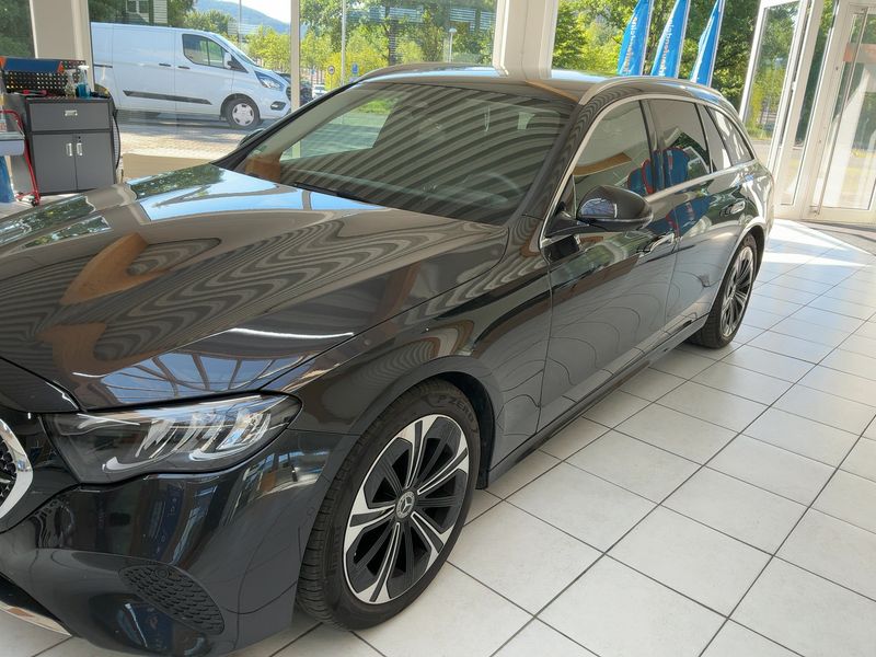 Mercedes-Benz E-Klasse E 300 de T 4Matic Avantgarde Advanced — zdjęcie 2
