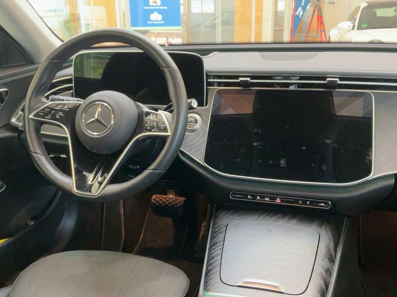Mercedes-Benz E-Klasse E 300 de T 4Matic Avantgarde Advanced — zdjęcie 12