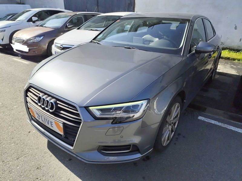Audi A3 2019 — photo 1