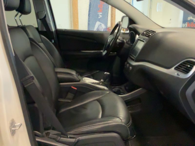 Fiat Freemont 2.0 Multijet Lounge 4WD — zdjęcie 11