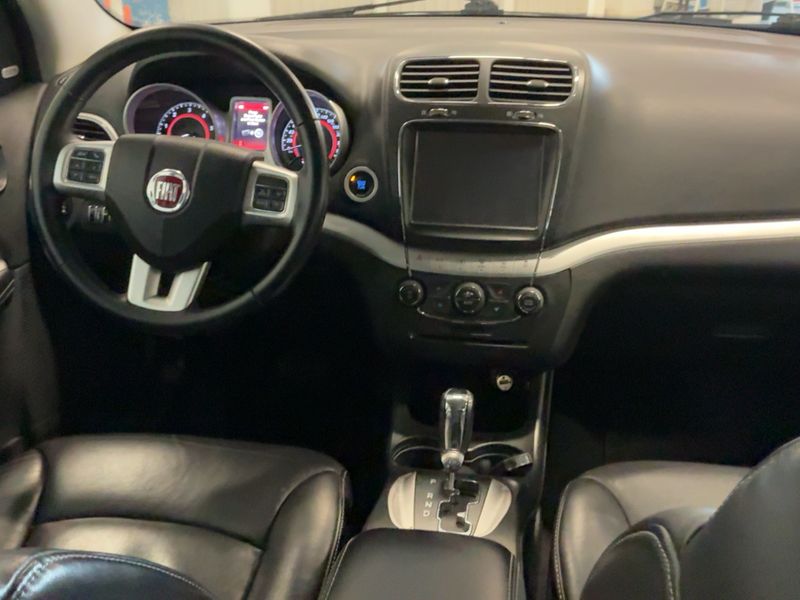 Fiat Freemont 2.0 Multijet Lounge 4WD — zdjęcie 12