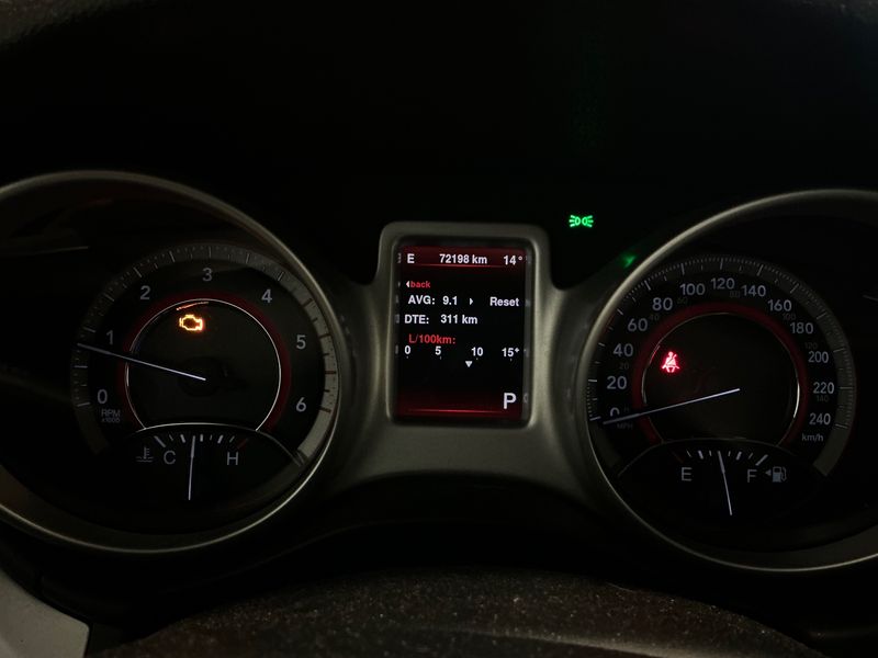 Fiat Freemont 2.0 Multijet Lounge 4WD — zdjęcie 13