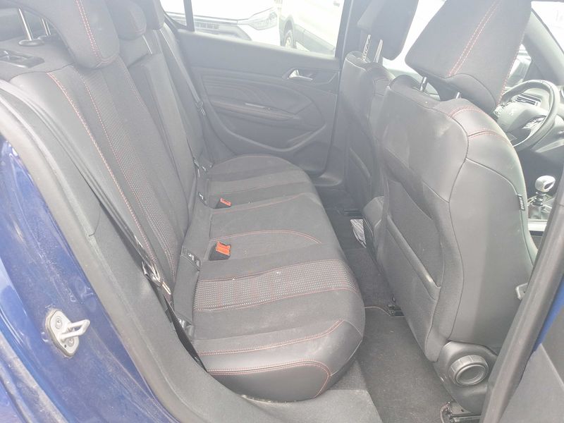 Peugeot 308 1.6 Blue-HDi GT Line — zdjęcie 14