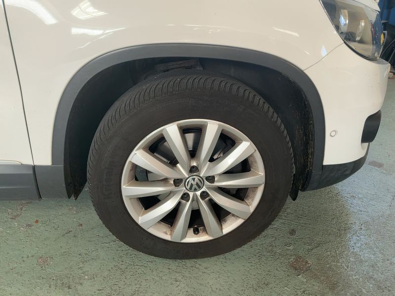 Volkswagen Tiguan 2.0 TDI Sportline Business BlueMotion Tech 2013 – снимка 11