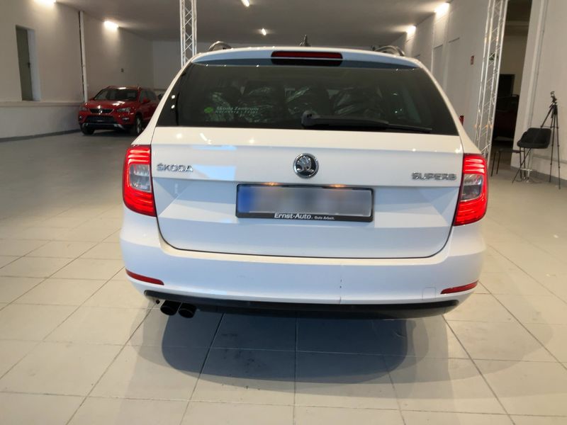 Skoda Superb 2.0 TDI Exclusive — zdjęcie 5