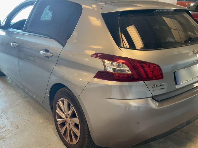Peugeot 308 1.2 e-THP Style 2016 – снимка 6